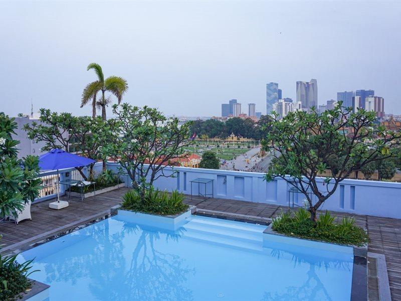 The Frangipani Royal Palace Hotel Phnom Penh Exterior photo