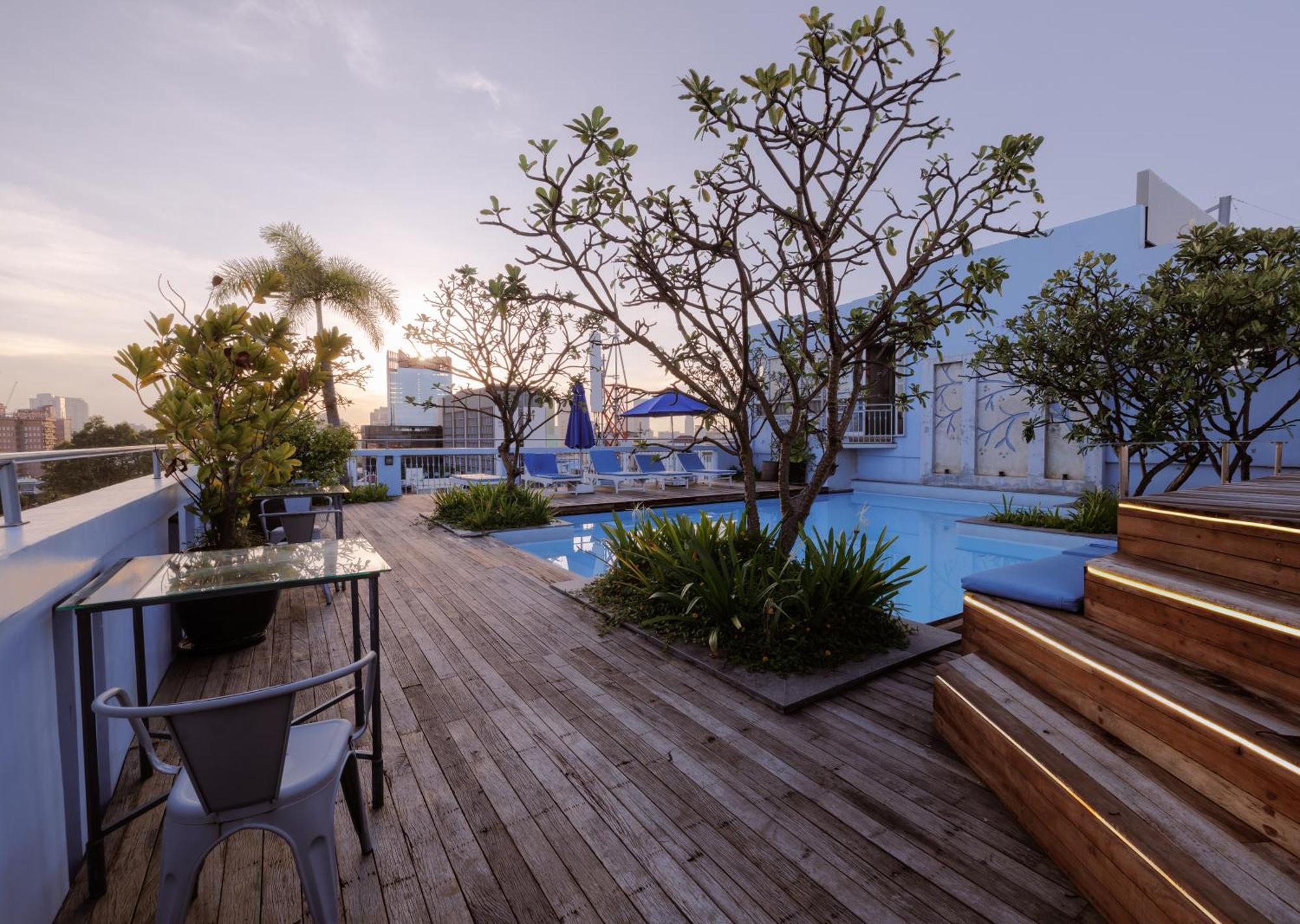 The Frangipani Royal Palace Hotel Phnom Penh Exterior photo